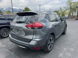 Used 2017 Nissan Rogue SL image 4