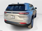 New 2025 Jeep Grand Cherokee Laredo image 3