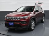 Used 2022 Jeep Compass Latitude image 3