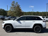 New 2025 Jeep Grand Cherokee Altitude image 4