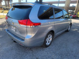 Used 2012 Toyota Sienna LE image 4