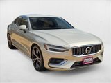 Used 2019 Volvo S60 T8 Inscription image 3