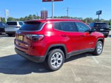 New 2025 Jeep Compass Latitude image 4