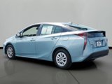 Used 2016 Toyota Prius Two image 2