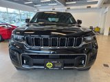 Used 2022 Jeep Grand Cherokee Overland image 3