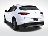 Used 2022 Alfa Romeo Stelvio Sprint image 3