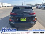 Used 2021 Hyundai Kona SE image 6