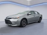 Used 2018 Toyota Avalon XLE Premium image 2