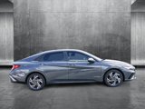 New 2025 Hyundai Elantra SEL image 4