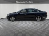 Used 2018 Volkswagen Passat 2.0T SE image 2