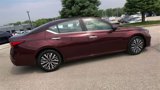 Used 2023 Nissan Altima 2.5 SV image 3