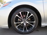 Certified 2020 Toyota Camry SE image 6