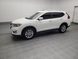 Used 2017 Nissan Rogue SV w/ SV Premium Package image 2