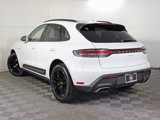 Certified 2024 Porsche Macan image 3