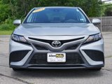Used 2021 Toyota Camry SE image 3