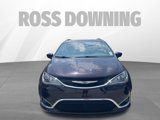 Used 2019 Chrysler Pacifica Touring-L Plus w/ Tire & Wheel Group image 2
