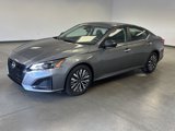 Used 2024 Nissan Altima 2.5 SV image 5