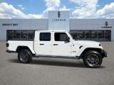 Used 2023 Jeep Gladiator Overland image 4