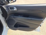 Used 2017 Jeep Grand Cherokee Altitude image 5