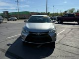 Used 2016 Toyota Camry SE image 4
