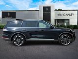 Used 2020 Lincoln Aviator Reserve w/ Equipment Group 202A image 2