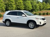 Used 2014 Kia Sorento LX w/ Touring Package (LX) image 2