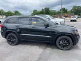Used 2021 Jeep Grand Cherokee Laredo X image 3