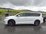 Used 2021 Chrysler Pacifica Touring w/ Cold Weather Group image 3