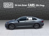 Used 2021 Volkswagen Jetta SE image 2