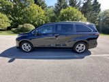 Used 2022 Toyota Sienna XLE Woodland Edition image 6