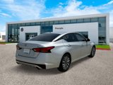 Used 2023 Nissan Altima 2.5 SV w/ SV Premium Package image 6