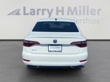 Certified 2019 Volkswagen Jetta SEL Premium image 4