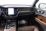 Used 2022 Volvo XC60 B5 Momentum image 5