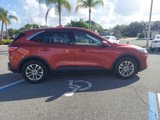 Used 2020 Ford Escape SE image 3