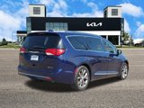 Used 2019 Chrysler Pacifica Limited w/ Tire & Wheel Group image 5