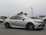 Used 2022 Toyota Camry SE image 2