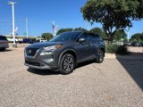 Used 2021 Nissan Rogue SV image 2