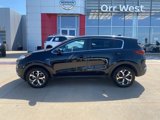 Used 2020 Kia Sportage LX image 2
