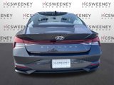 Used 2022 Hyundai Elantra SE image 4