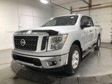 Used 2018 Nissan Titan SV w/ SV Convenience Package image 3