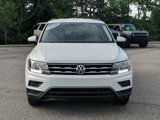 Used 2020 Volkswagen Tiguan S image 3