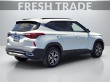 Used 2021 Kia Seltos EX image 3
