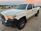 Used 2020 Toyota Tacoma SR image 3