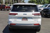 Used 2023 Jeep Grand Cherokee L Laredo image 3