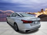 Used 2024 Nissan Altima 2.5 SV image 3