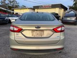 Used 2015 Ford Fusion SE w/ Equipment Group 202A image 6