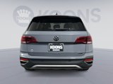 Used 2022 Volkswagen Taos SE image 5