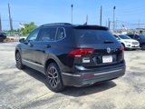 Used 2021 Volkswagen Tiguan SE image 2
