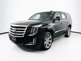 Used 2019 Cadillac Escalade Luxury image 3