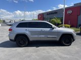 Used 2018 Jeep Grand Cherokee Laredo image 4